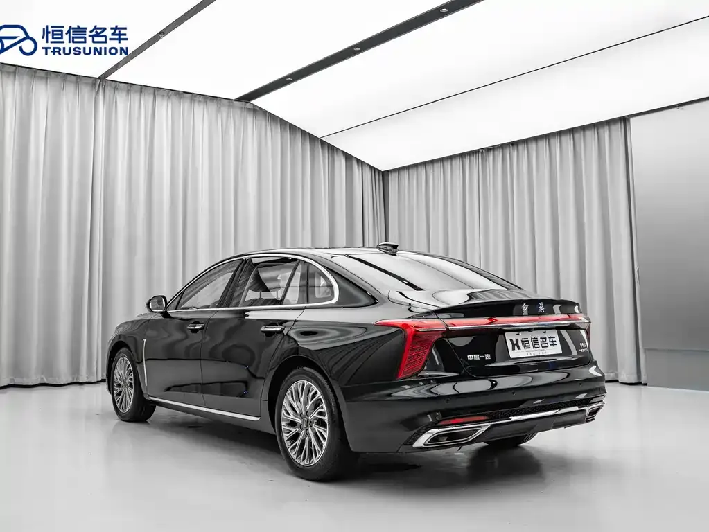 Hongqi H5 — фото 10