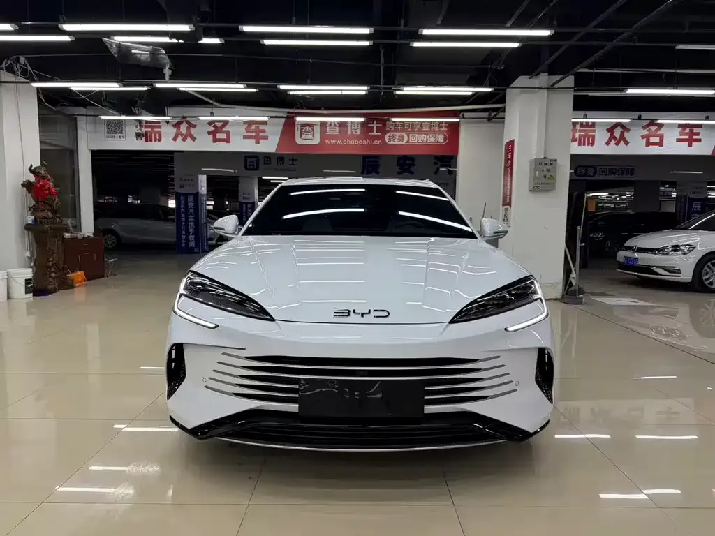 BYD Seal — фото 5