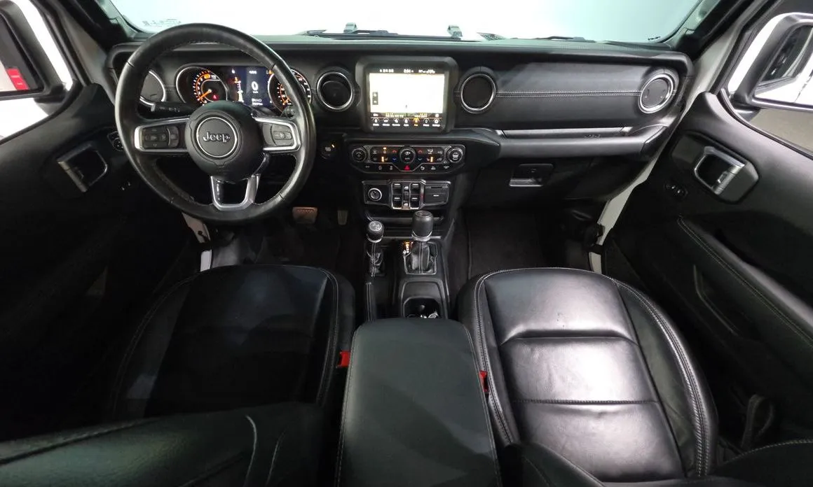 Jeep Wrangler — фото 6
