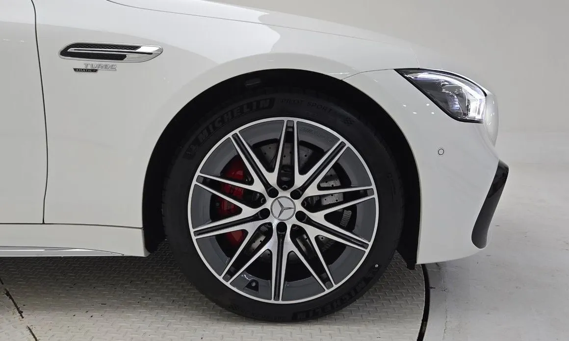 Mercedes-Benz AMG GT — фото 9