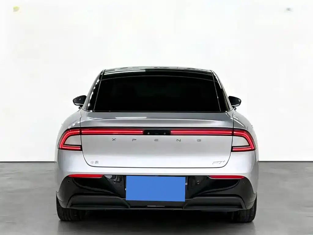 XPeng P7+ — фото 10