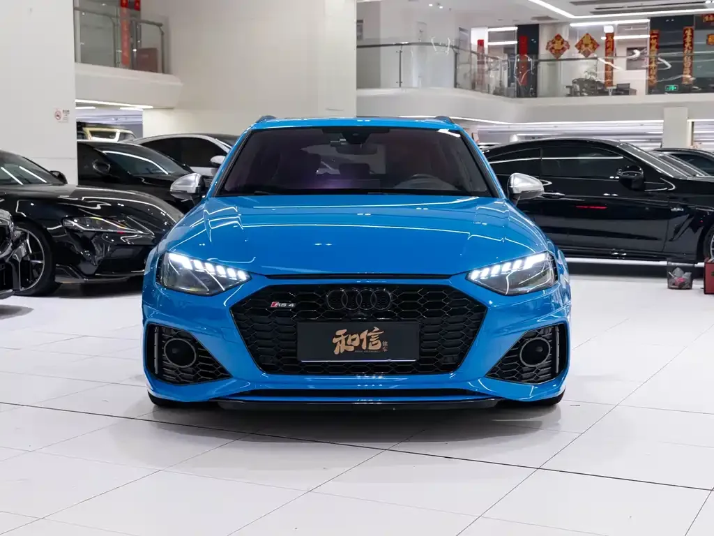 Audi RS 4 — фото 8