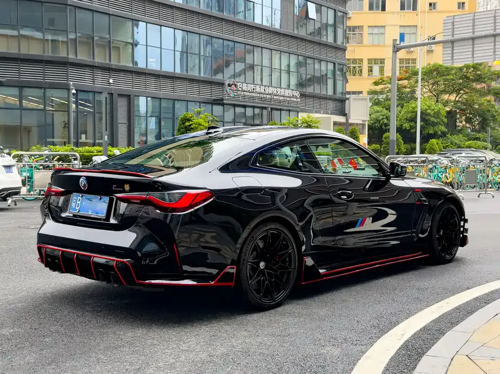 BMW M4 — фото 8