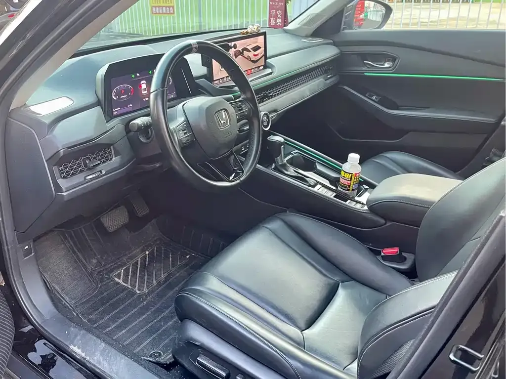 Honda Accord — фото 5