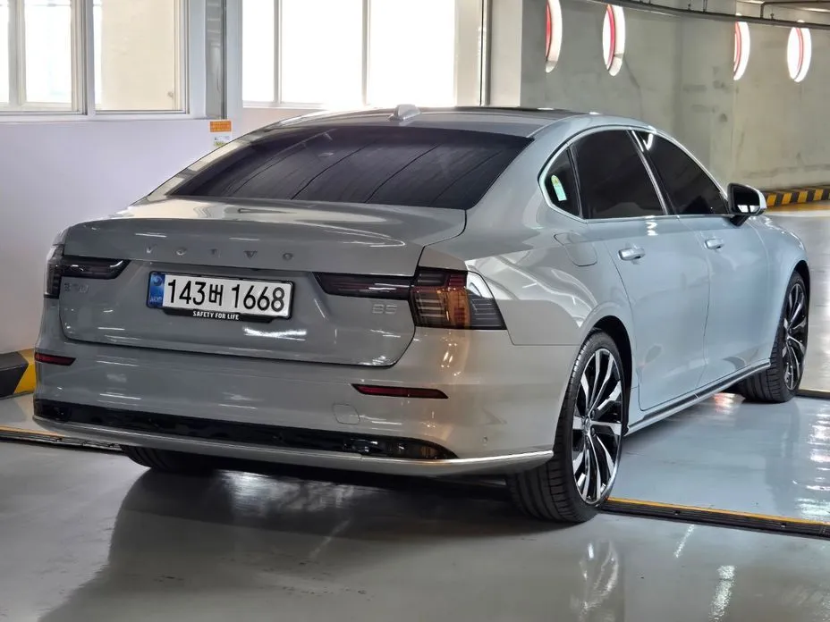 Volvo S90 — фото 2