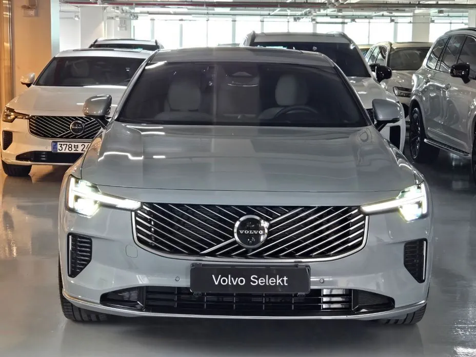 Volvo S90 — фото 10