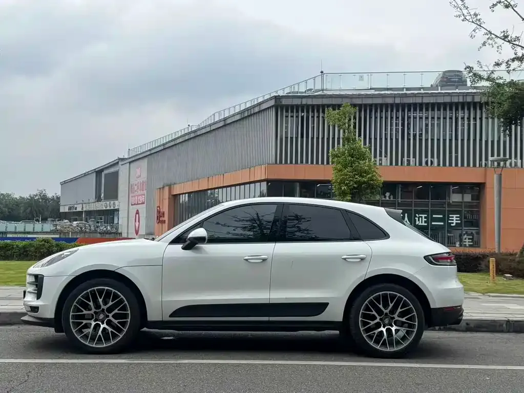 Porsche Macan — фото 4