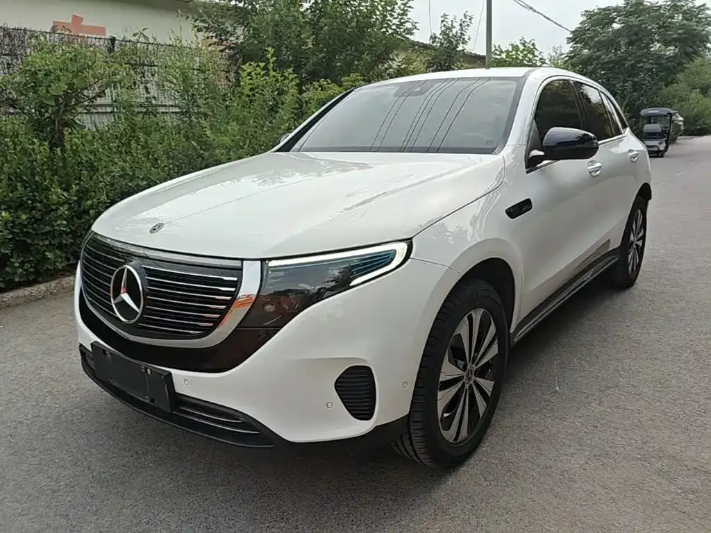 Mercedes-Benz EQC — фото 3