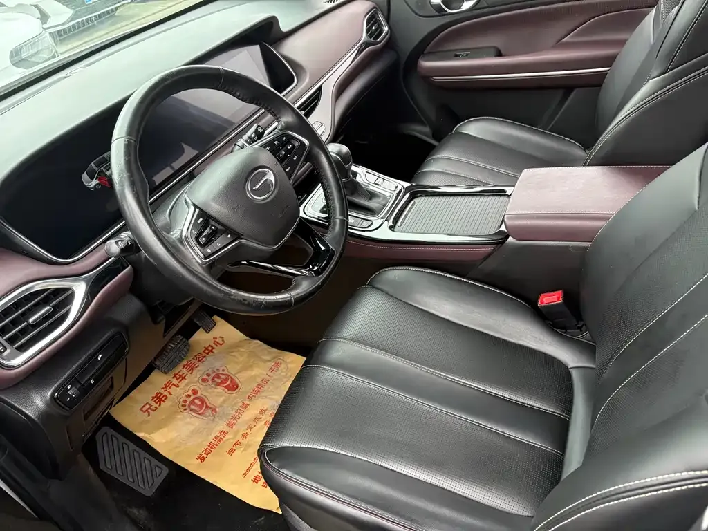 GAC Motor Trumpchi M6 — фото 4