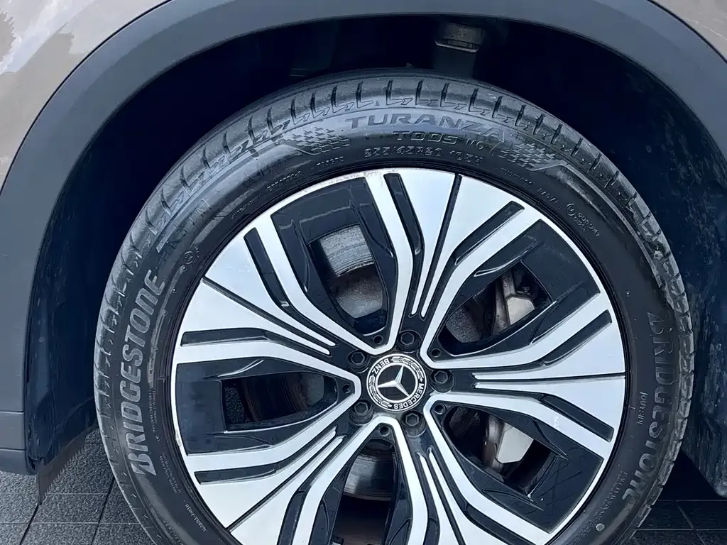 Mercedes-Benz EQE SUV — фото 4