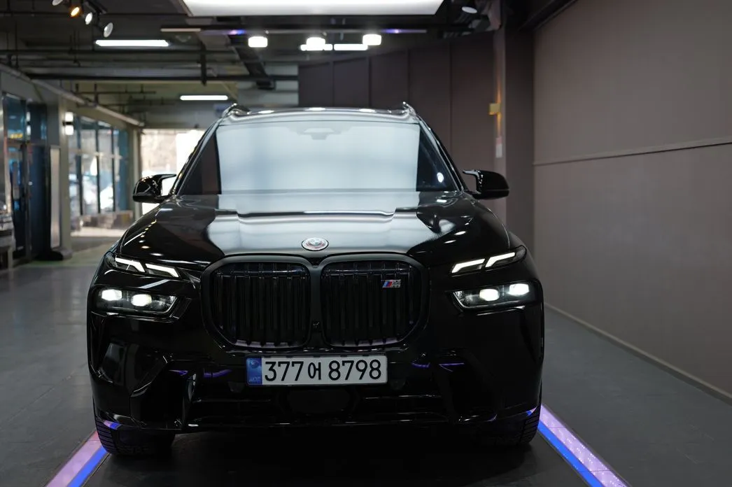 BMW X7 — фото 2