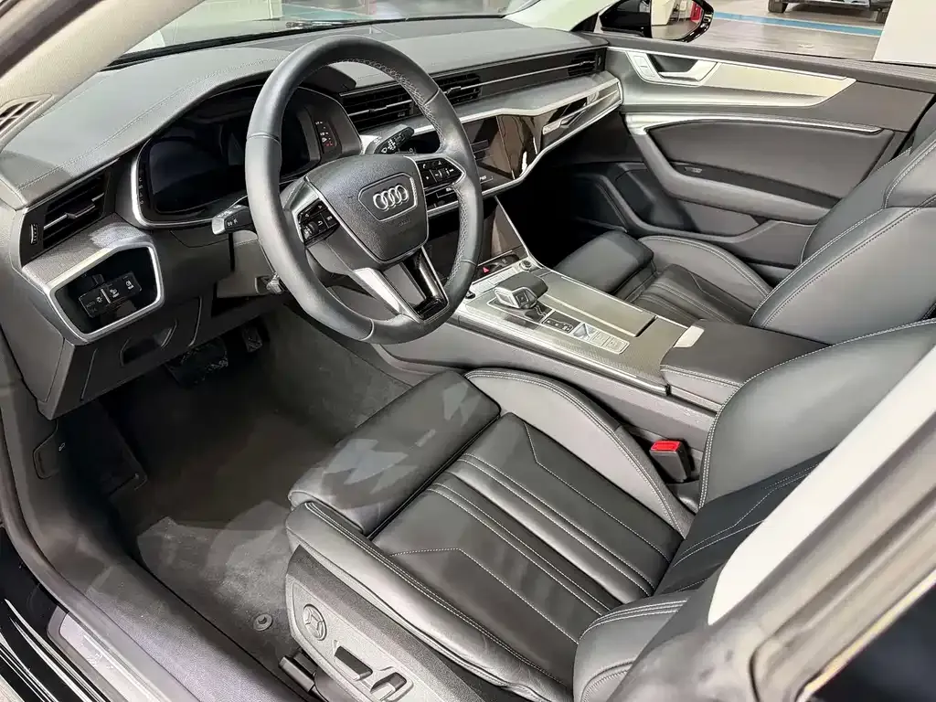 Audi A7 — фото 7