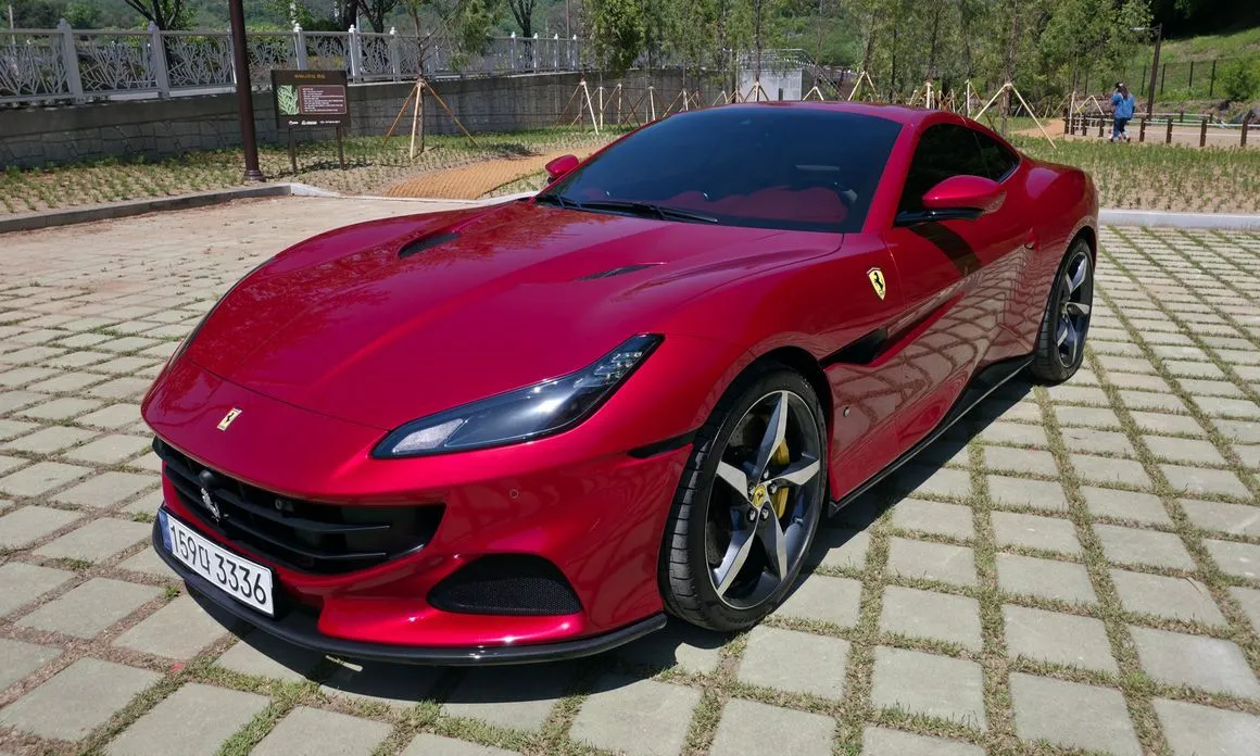 Ferrari Portofino — фото 1