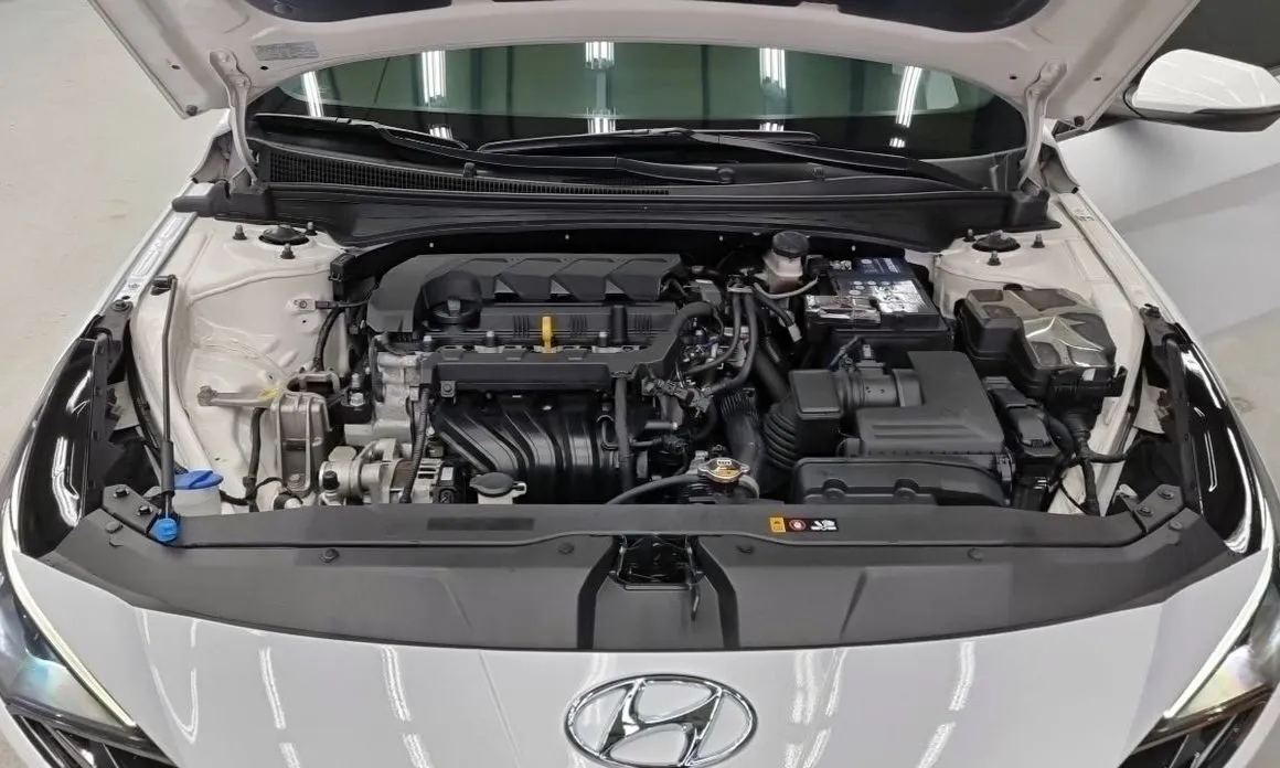 Hyundai AVANTE — фото 2