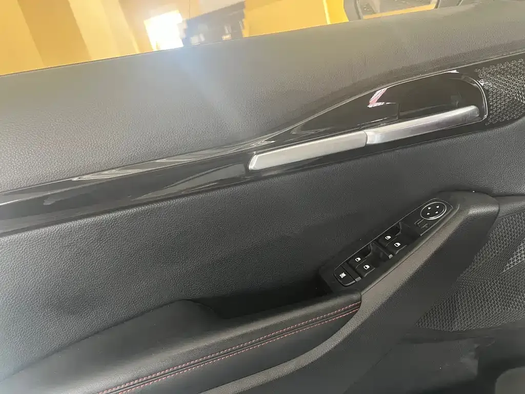 Kia KX3 — фото 4