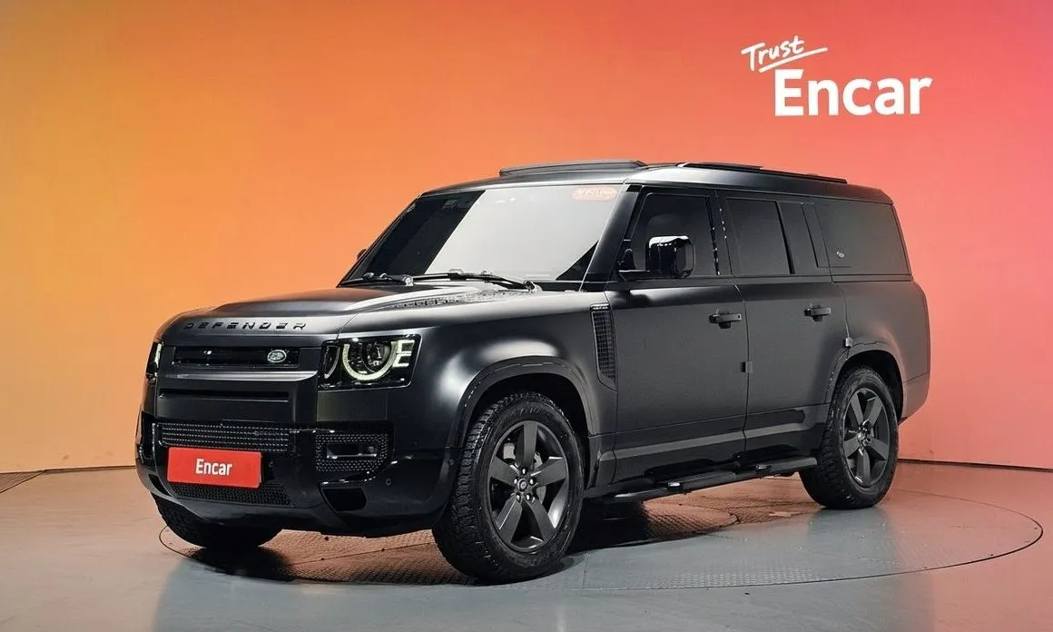 Land Rover Defender — фото 1