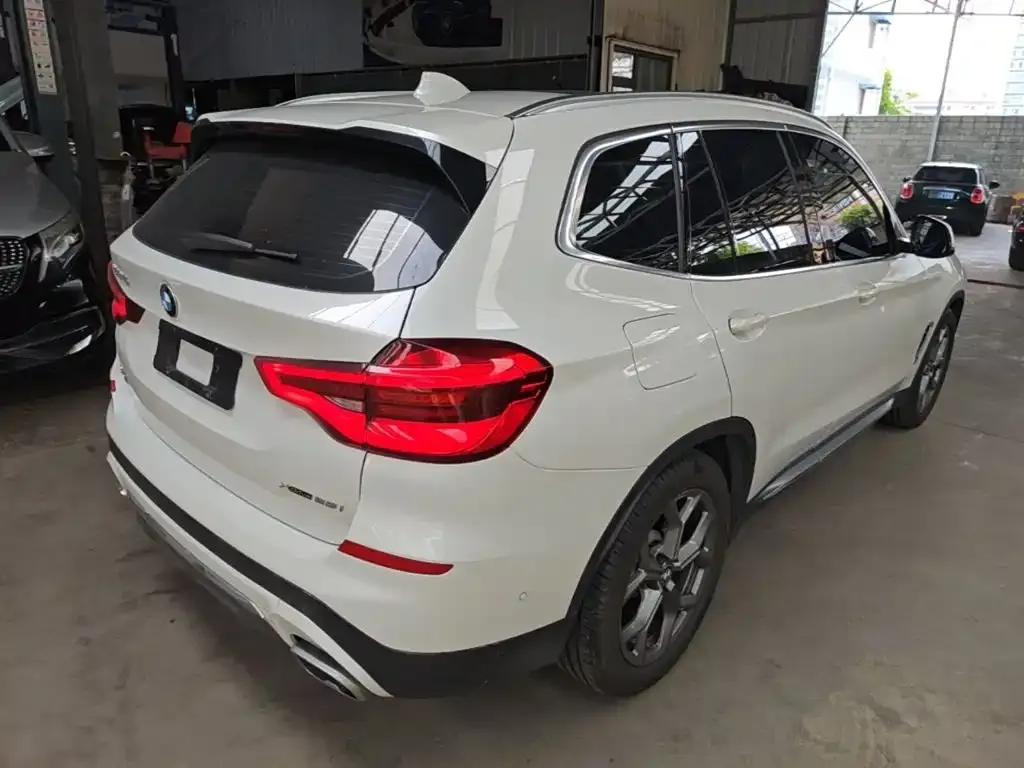 BMW X3 — фото 5