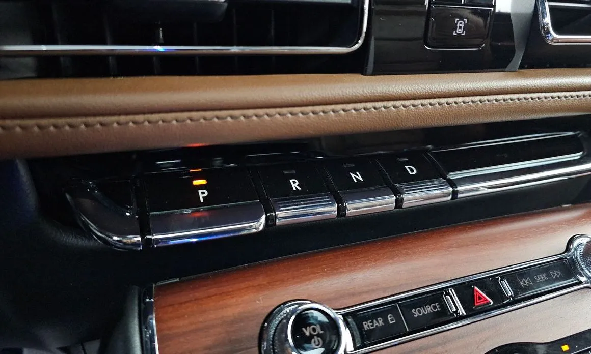 Lincoln Aviator — фото 10