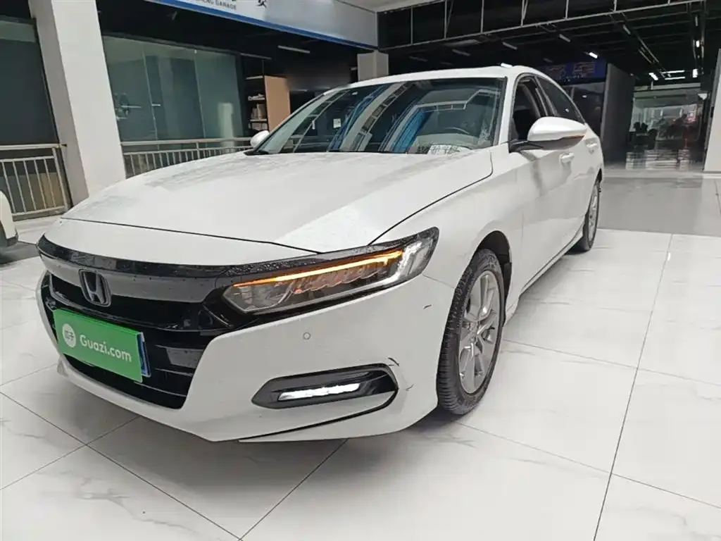 Honda Accord — фото 5
