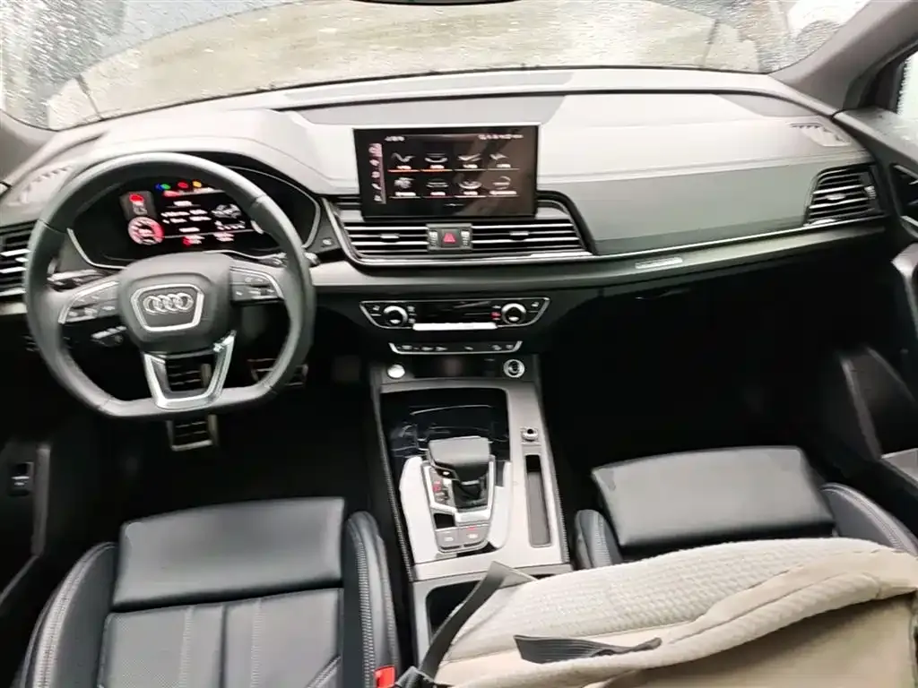 Audi Q5L — фото 4