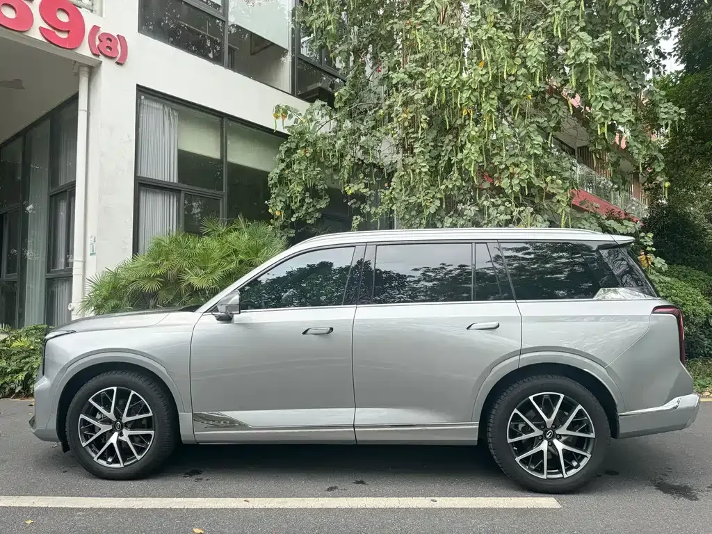 GAC Motor Trumpchi GS8 — фото 6
