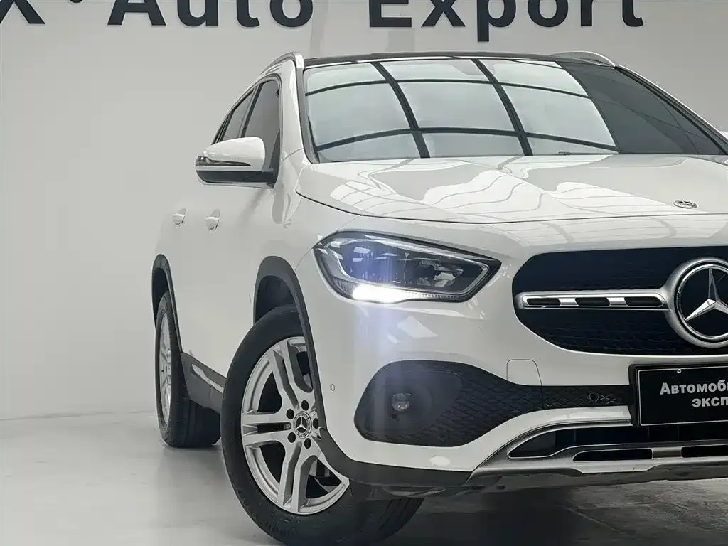 Mercedes-Benz GLA — фото 10