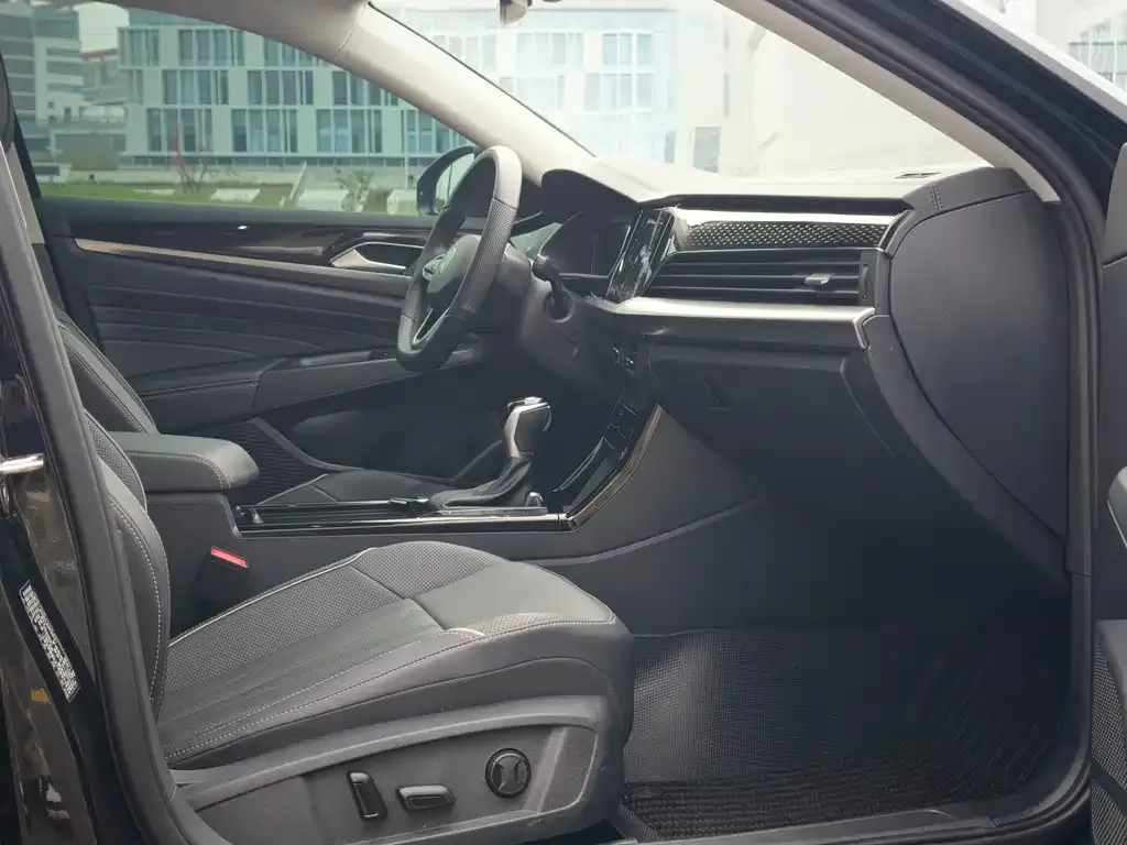 Volkswagen Passat — фото 4
