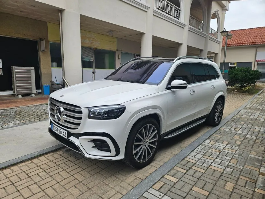 Mercedes-Benz GLS-Class — фото 8