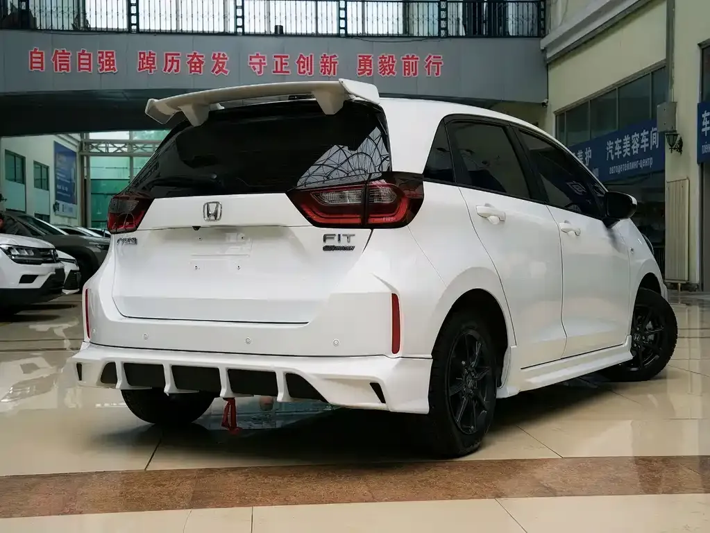 Honda Fit — фото 6