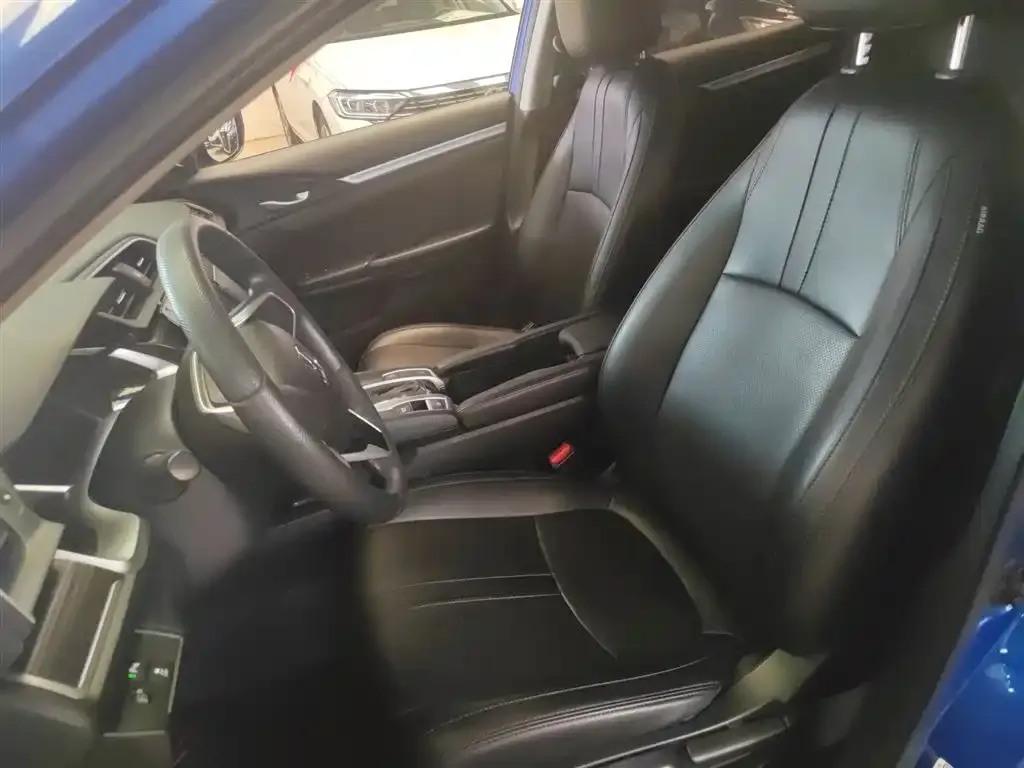 Honda Civic — фото 6