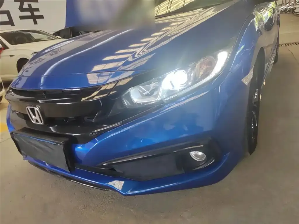 Honda Civic — фото 7