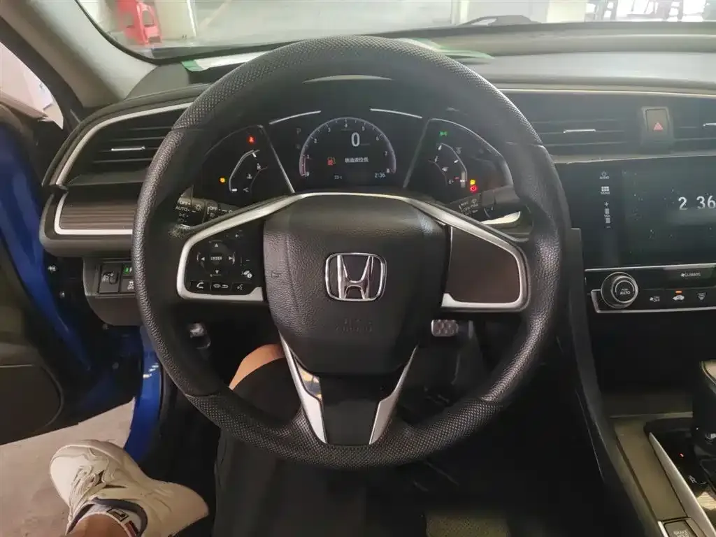 Honda Civic — фото 4