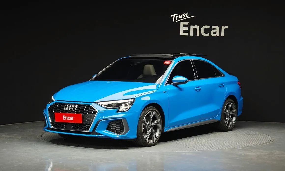 Audi A3 — фото 1