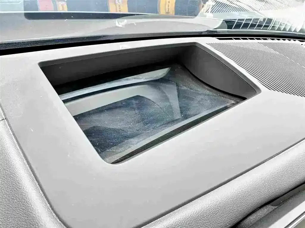 BMW 5 Series — фото 6