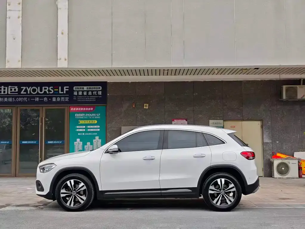 Mercedes-Benz GLA — фото 9