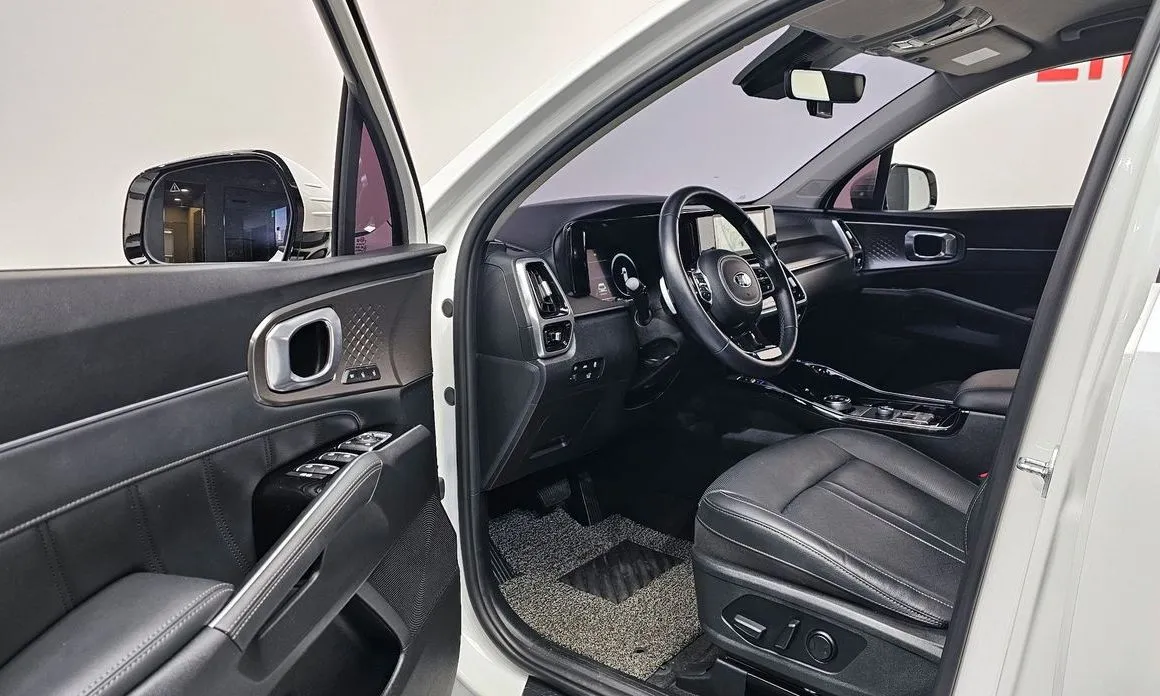 Kia Sorento — фото 8