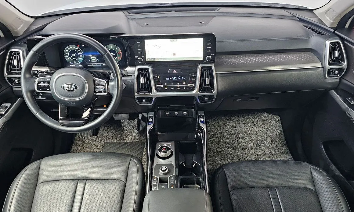 Kia Sorento — фото 10