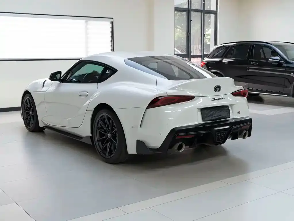 Toyota Supra — фото 10