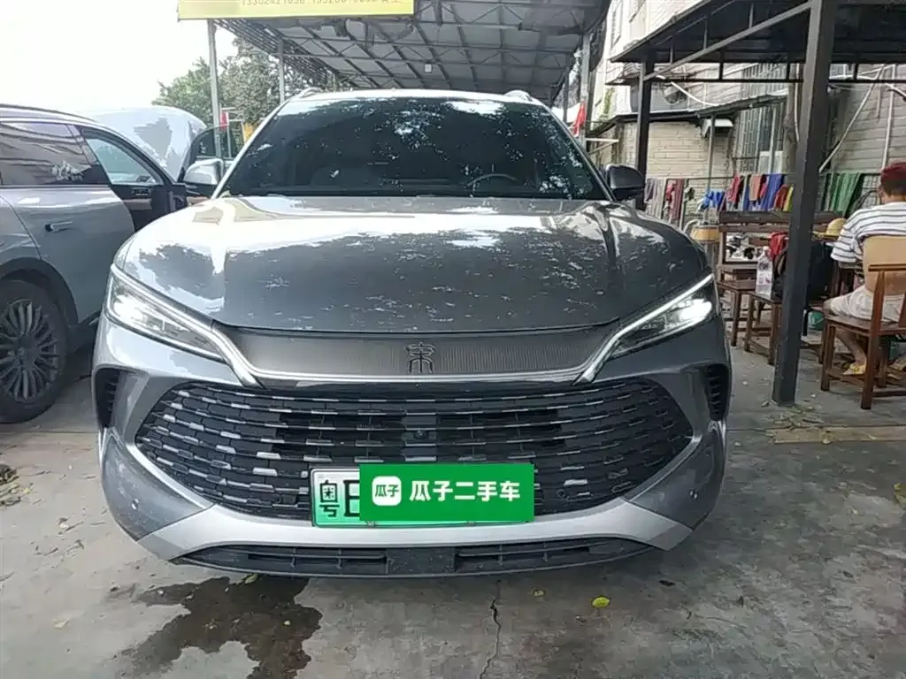 BYD L DM-i — фото 3