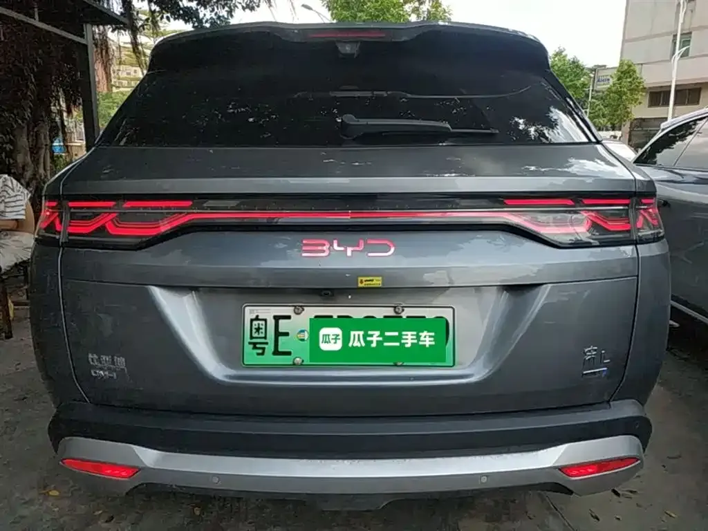 BYD L DM-i — фото 2