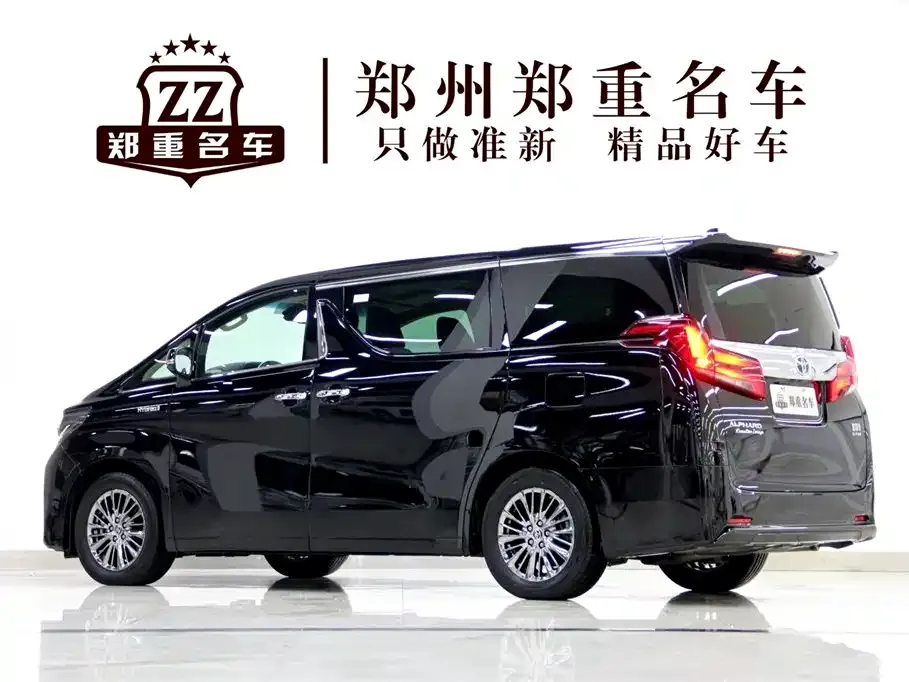 Toyota Alphard — фото 6