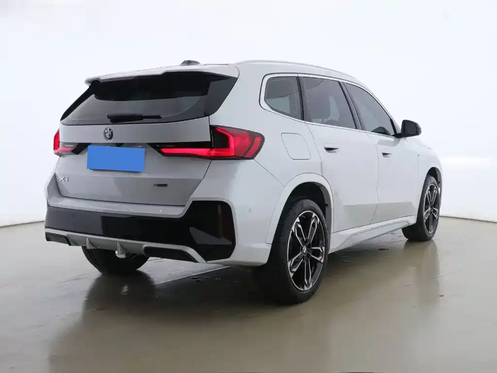 BMW X1 — фото 4
