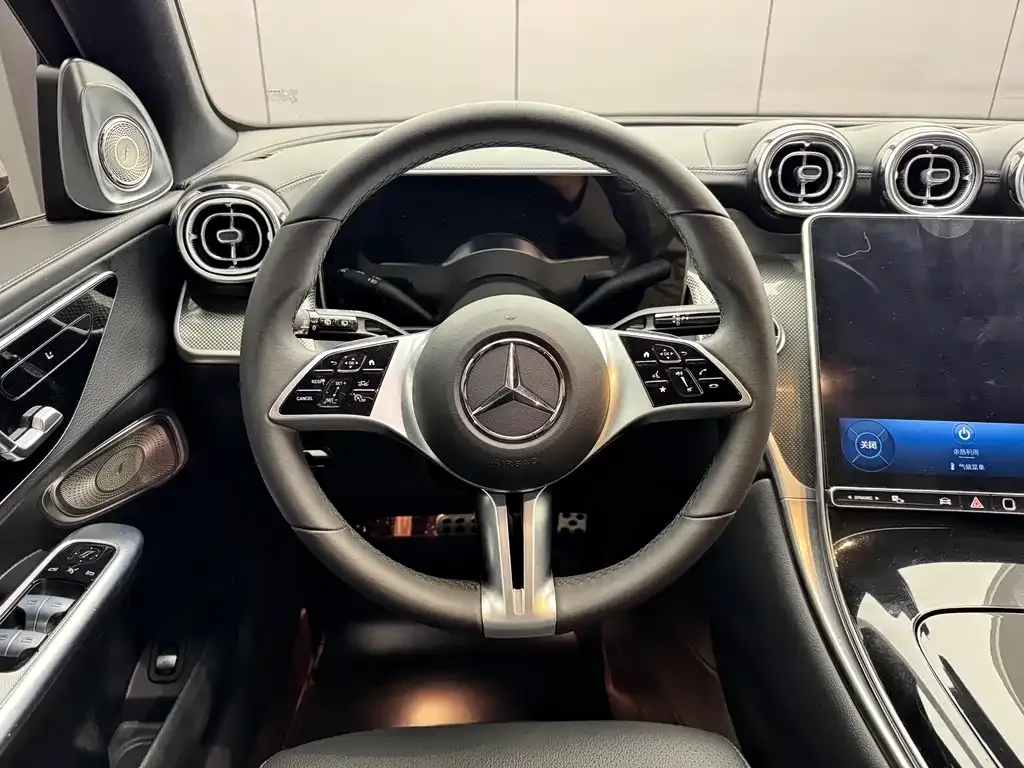 Mercedes-Benz GLC — фото 10
