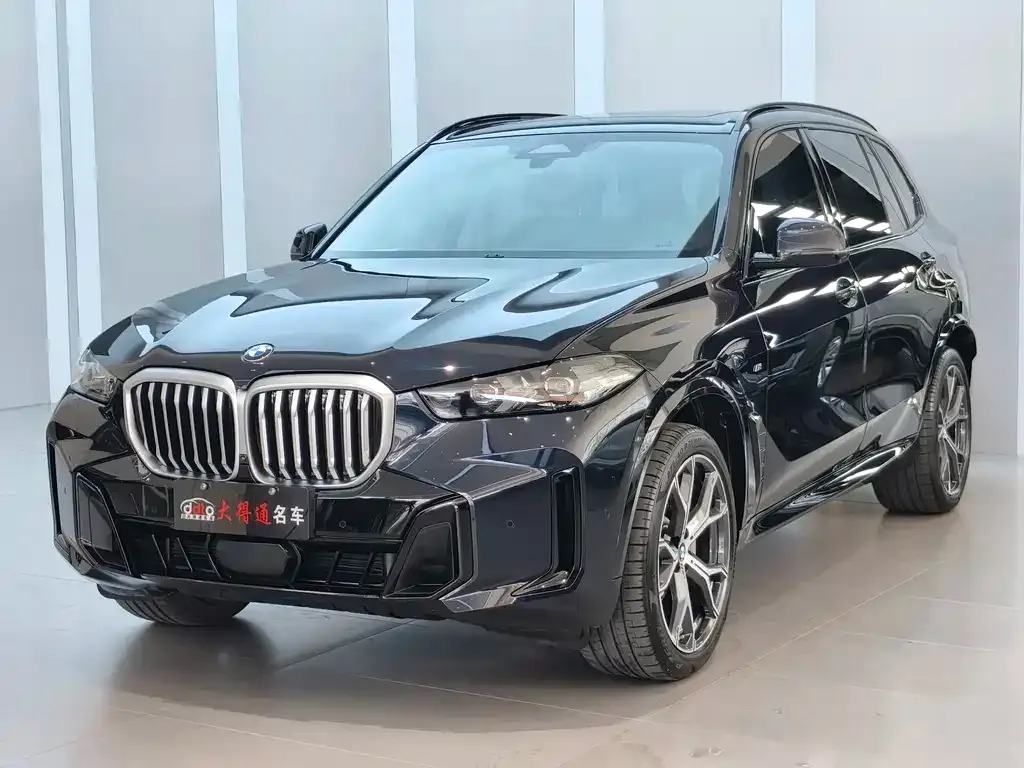 BMW X5 — фото 1
