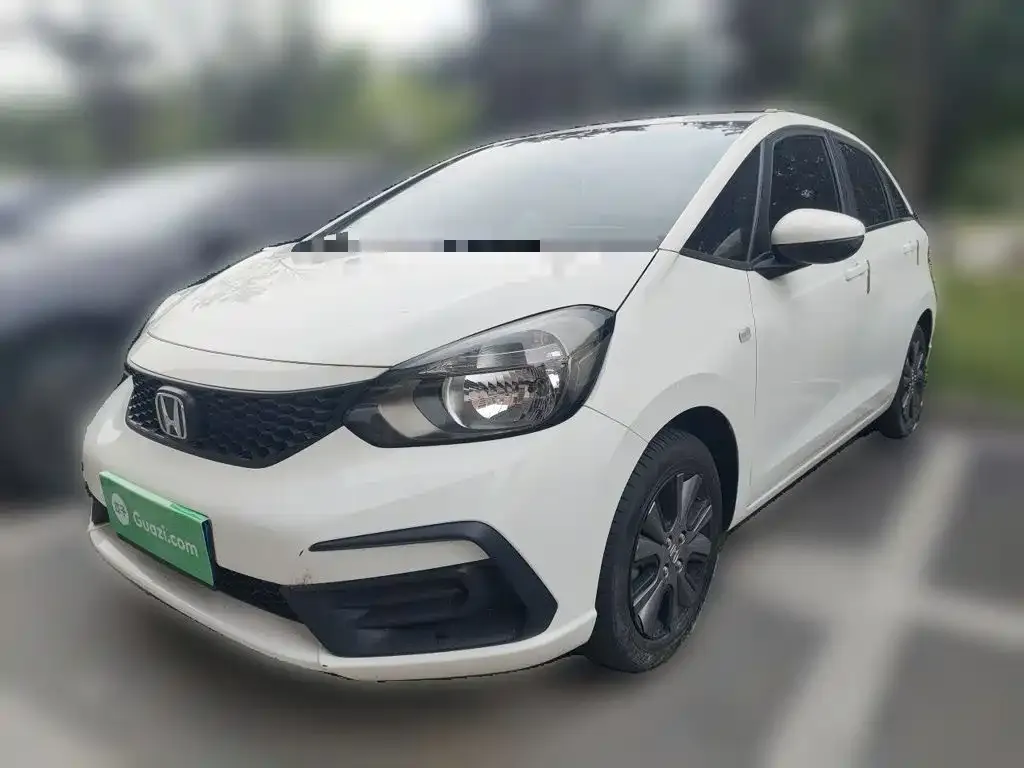 Honda Fit — фото 1