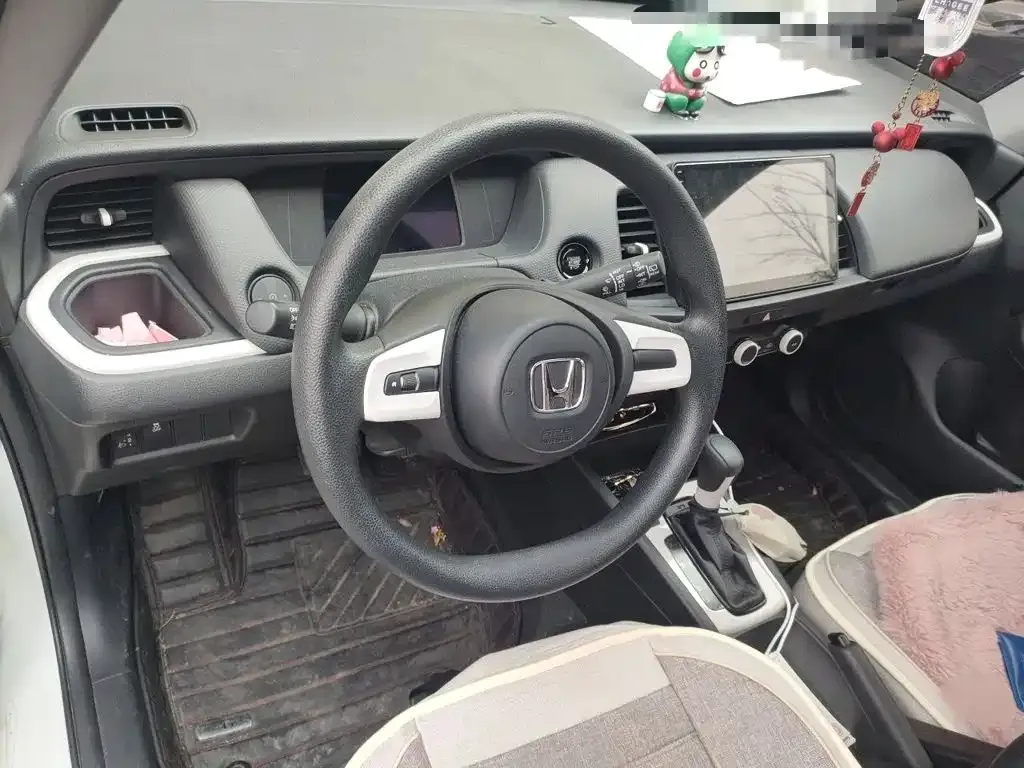Honda Fit — фото 7