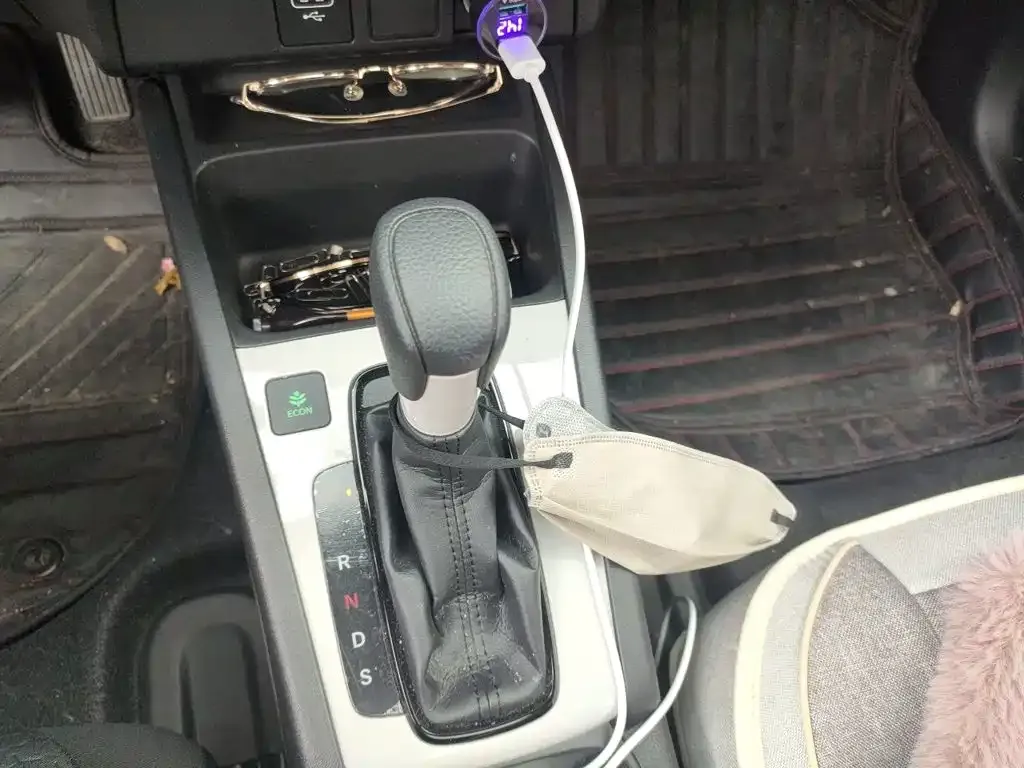 Honda Fit — фото 10