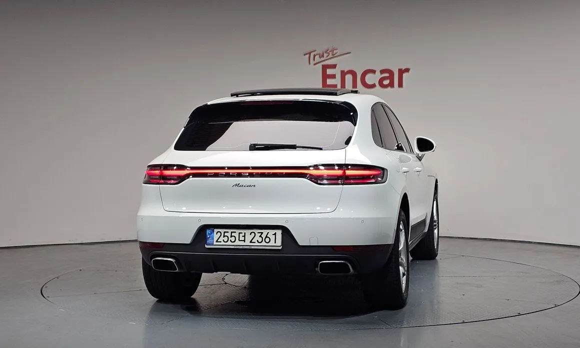 Porsche Macan — фото 2