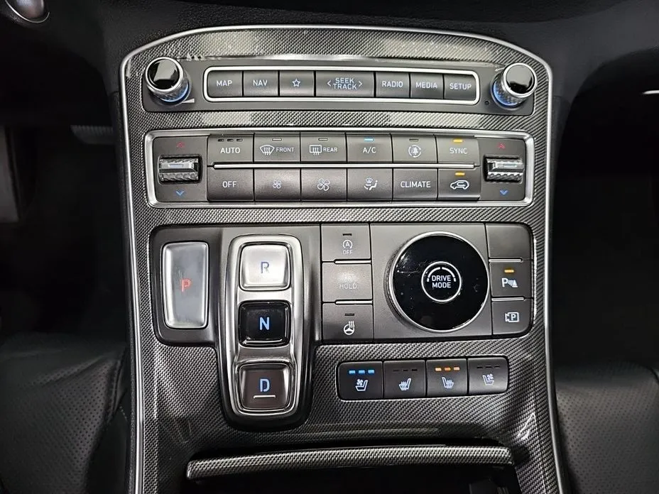 Hyundai Santafe — фото 8