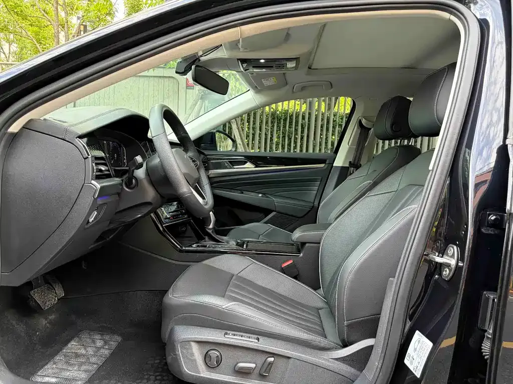 Volkswagen Passat — фото 3
